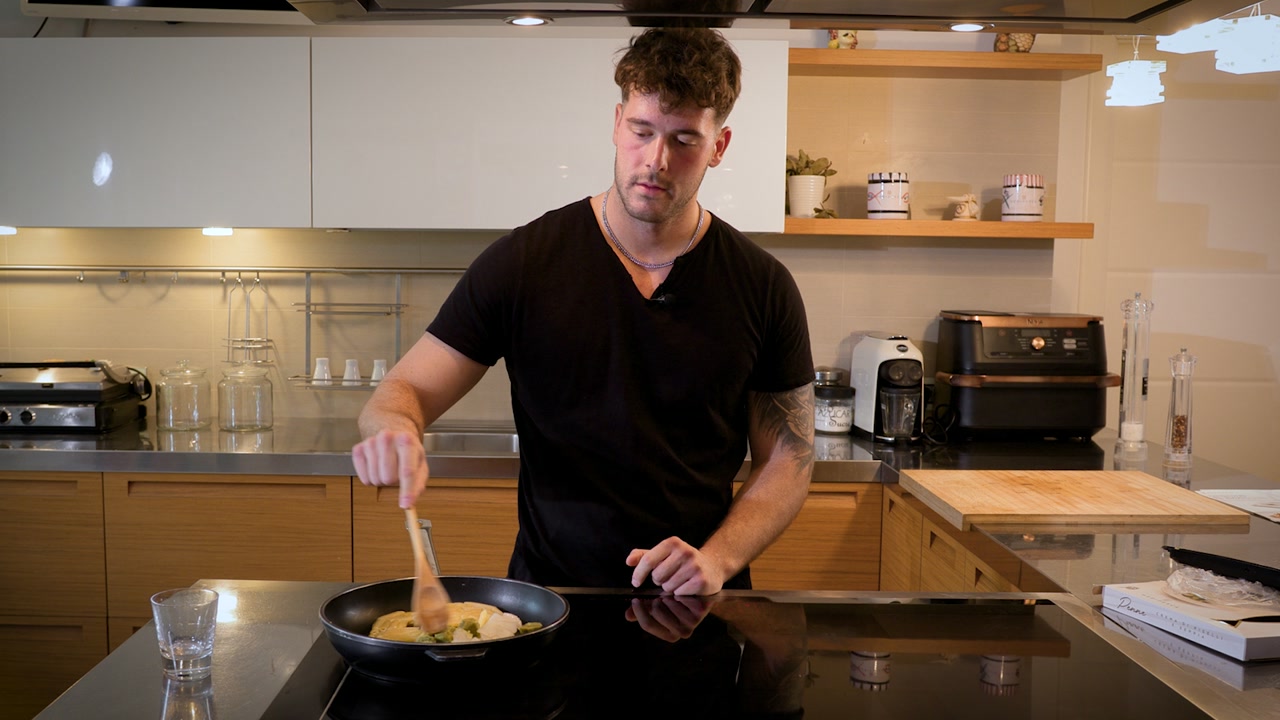 Cook and mix